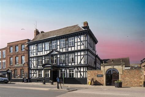 tudor lodge hotel tewkesbury